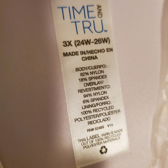 Time and Tru White two piece bathing suit. 2x bottoms/ 3x top.   NWT. - Picture 12 of 12